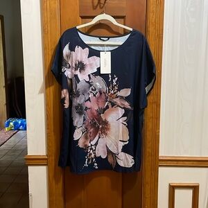 BloomChic Navy Floral Tunic Top